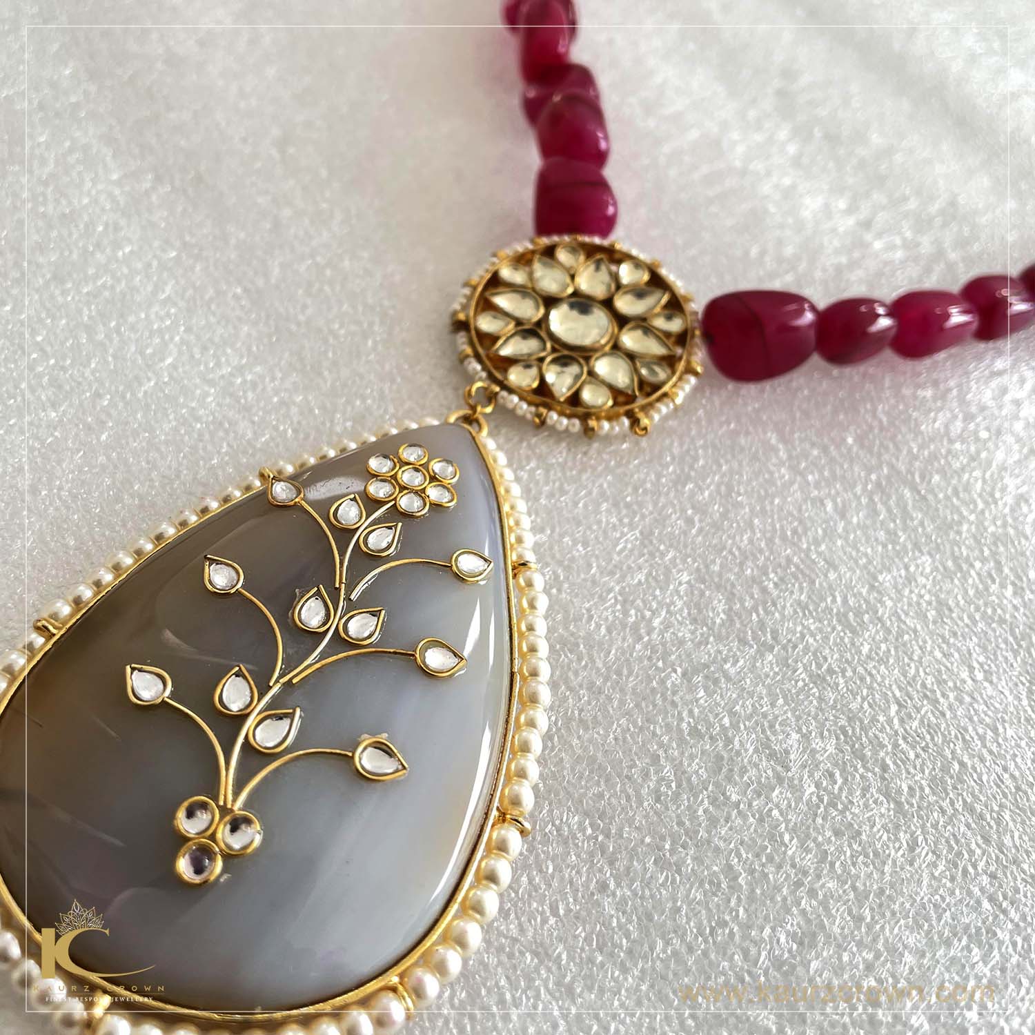 Nazrana Red Pendant with Mala