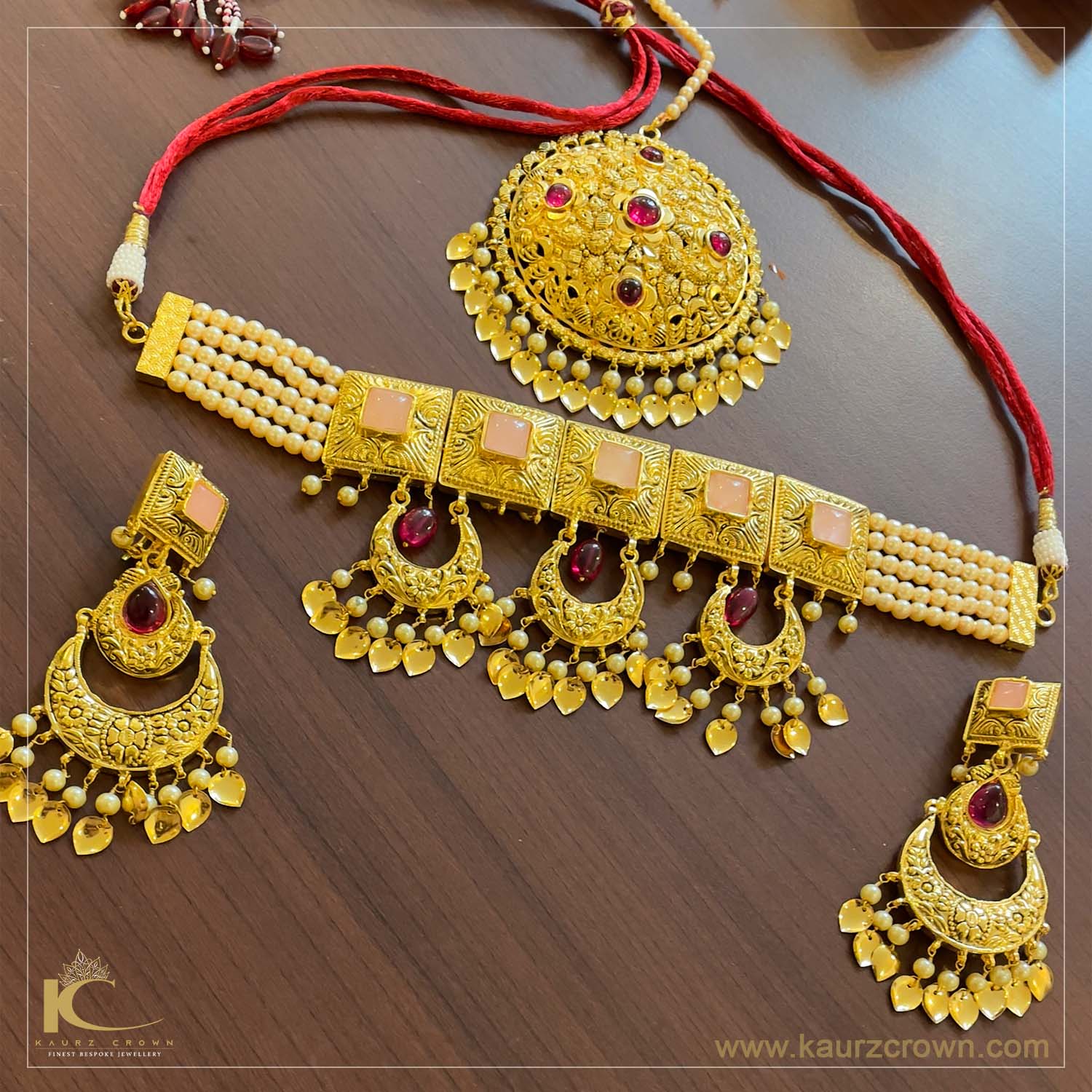 Sunakhi Traditional Antique Gold Polish Choker Set