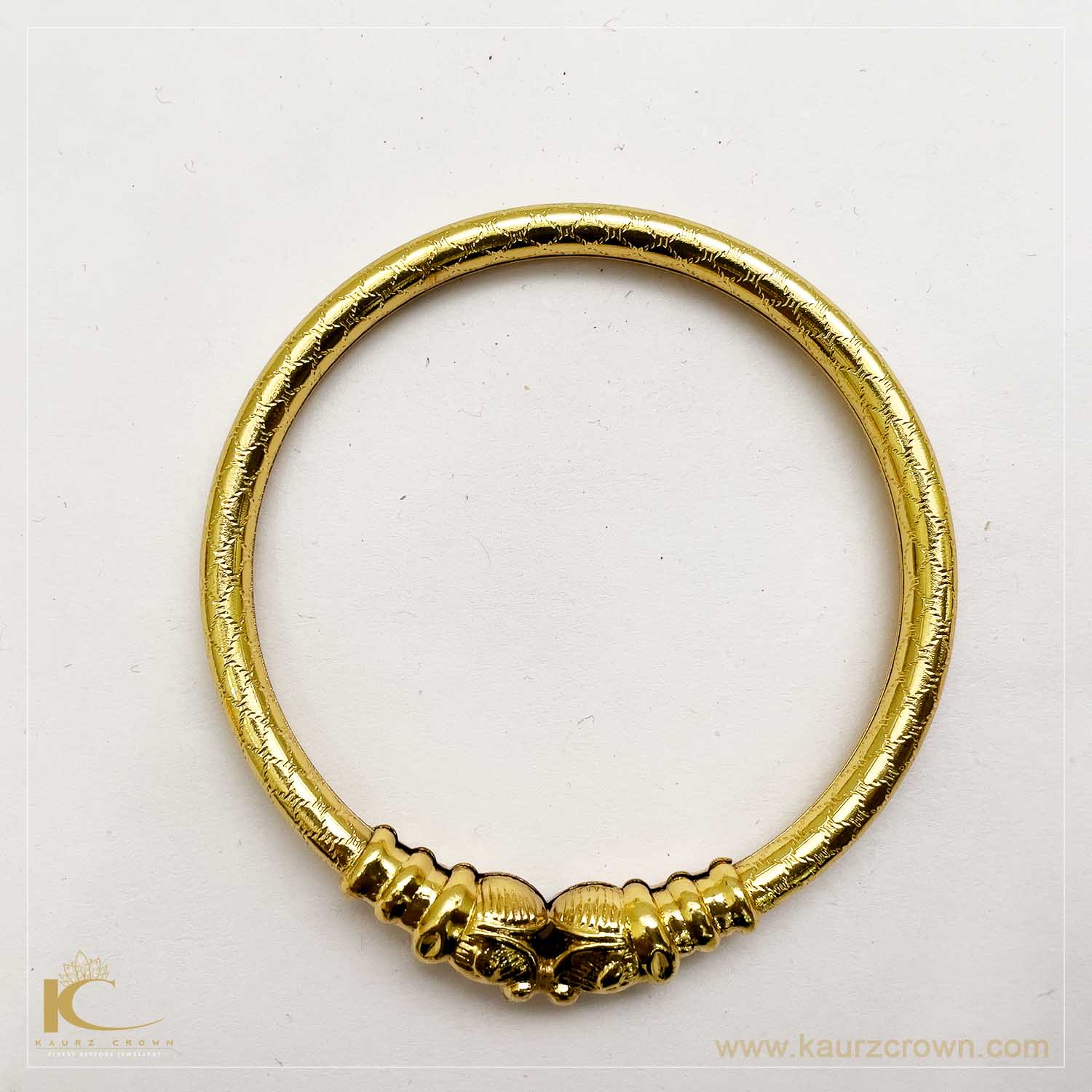 Anika golden bracelet bt LSC: Buy Anika golden bracelet bt LSC Online in  India on Snapdeal
