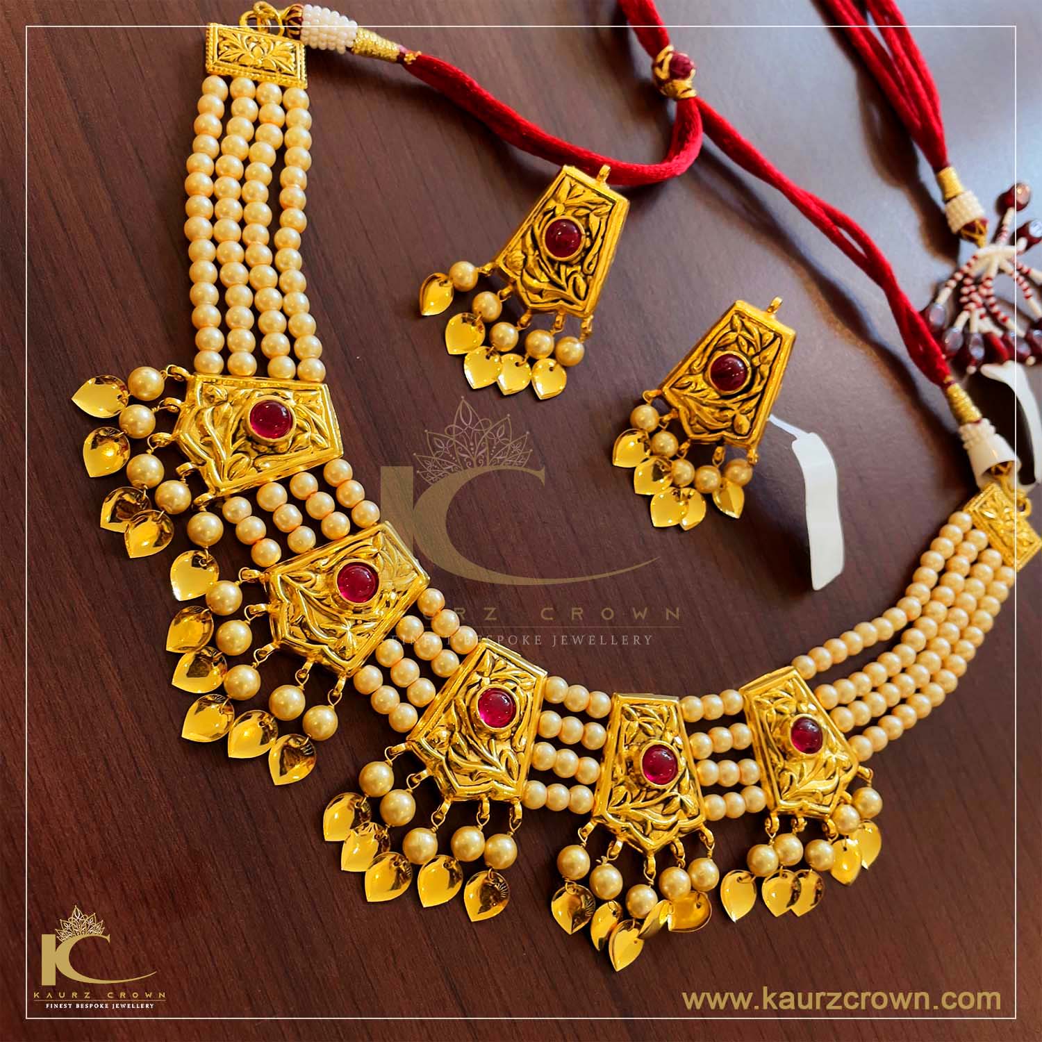 Rubina Traditional Antique Gold Polished Choker Set