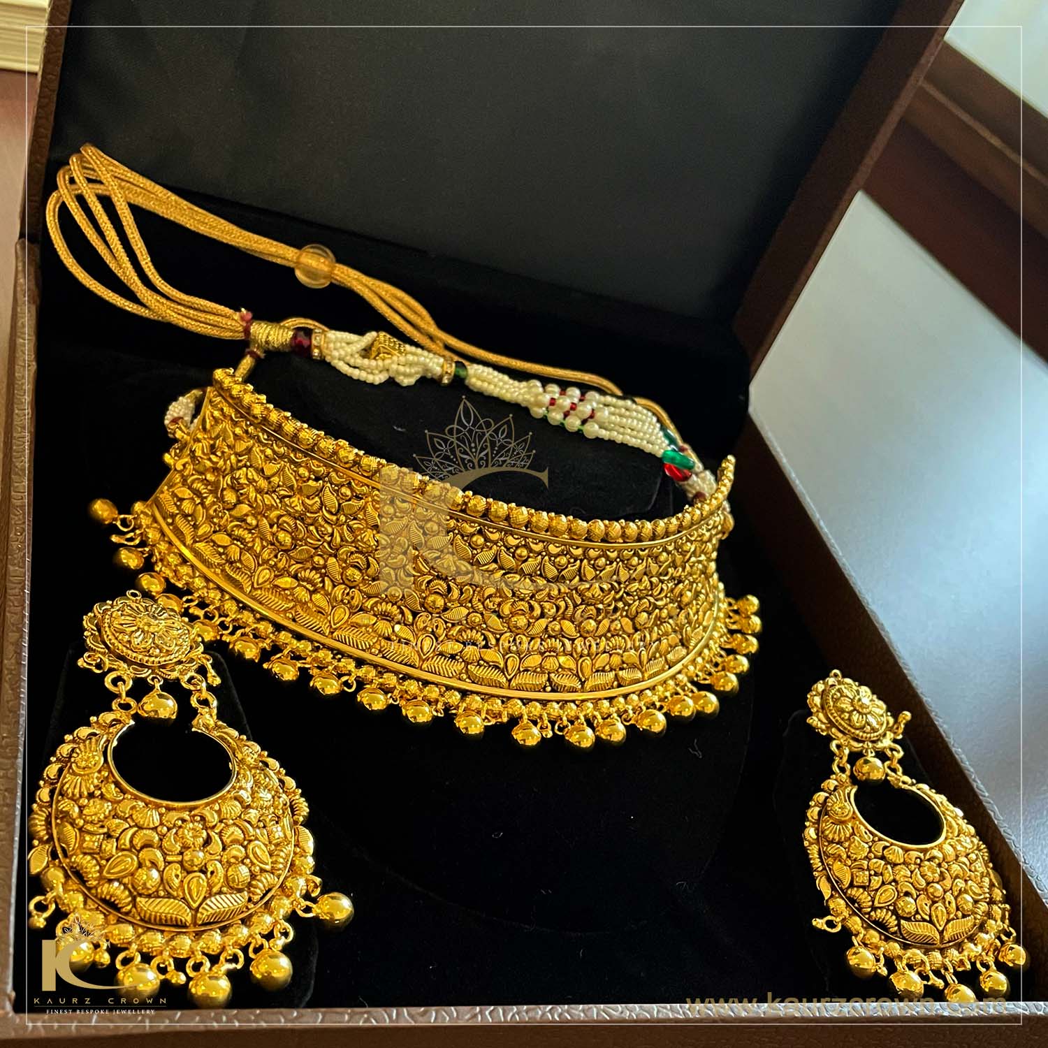 Dilkash Traditional Antique Gold Plated Choker Set