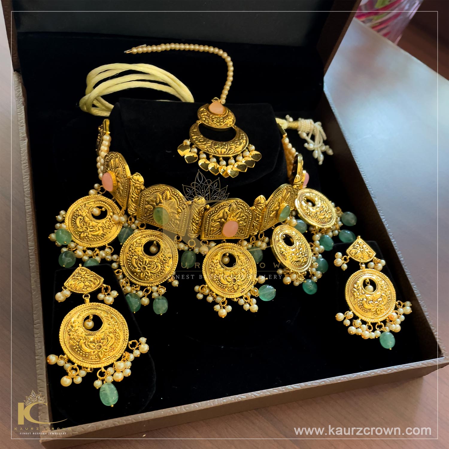 Nazreen Traditional Antique Gold Plated Choker Set