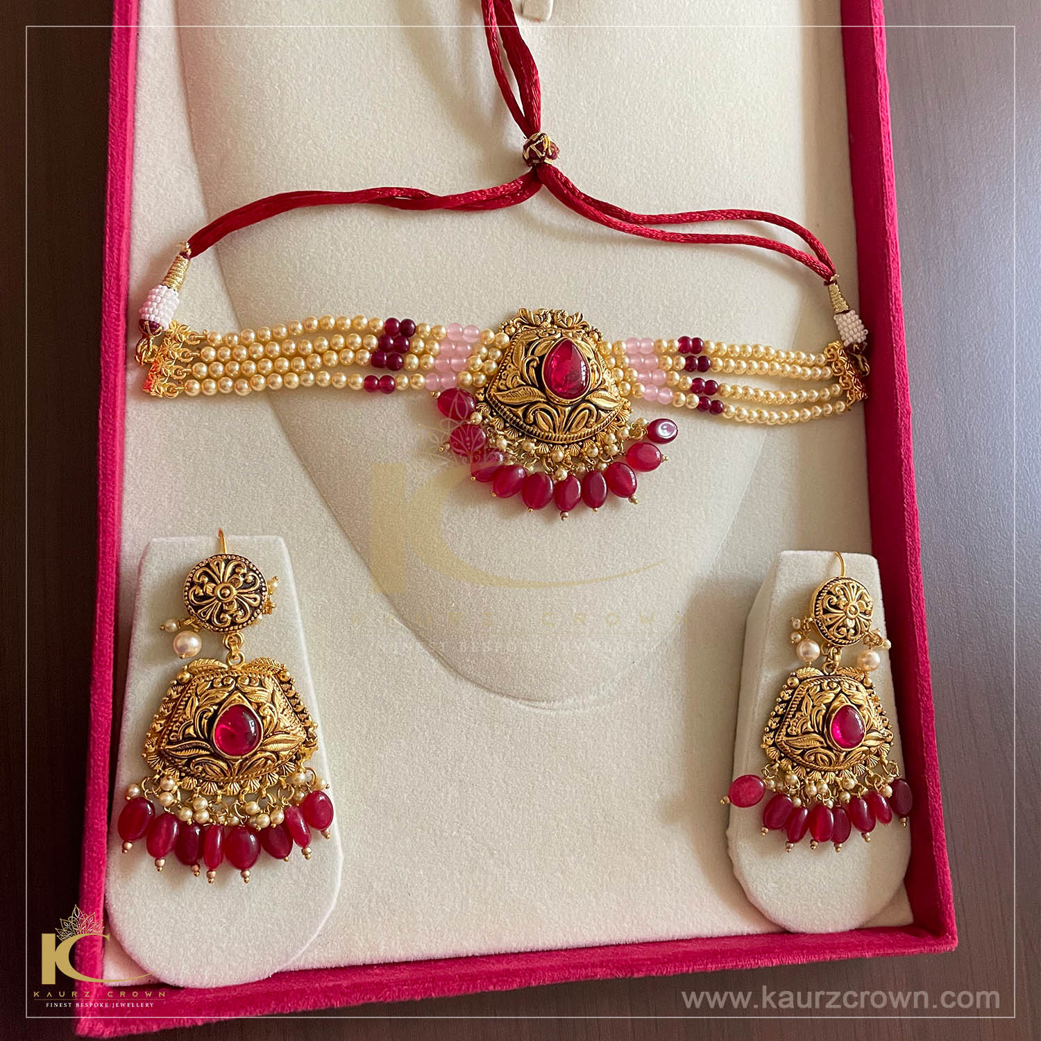 Jagiro Traditional Antique Gold Plated Choker Set , choker Set , gold plated , jagiro , traditional , kaurz crown , jewellery , punjabi jewellery