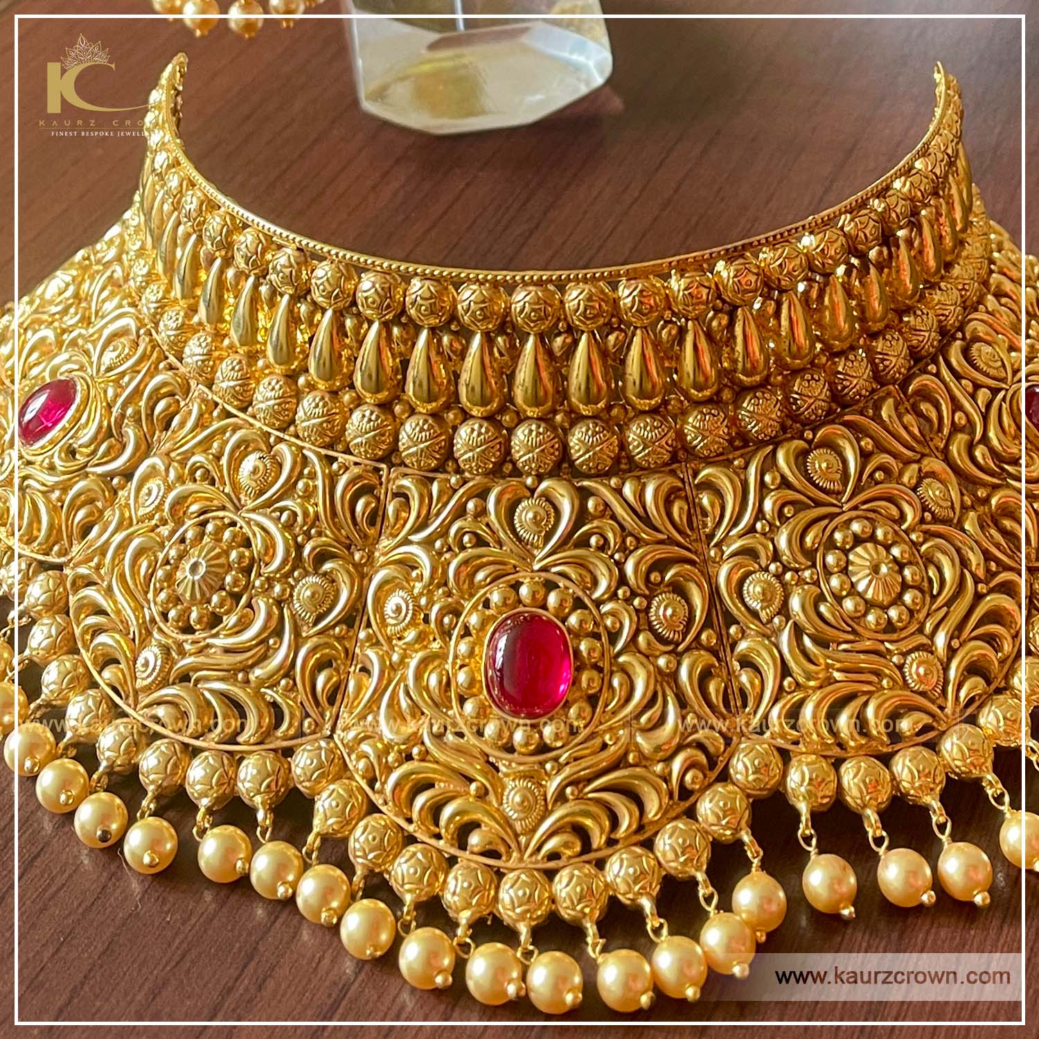 Balori Traditional Antique Gold Plated Choker Set , kaurz crown , punjabi jewellery , gold plated , kaurz crown , online jewellery store