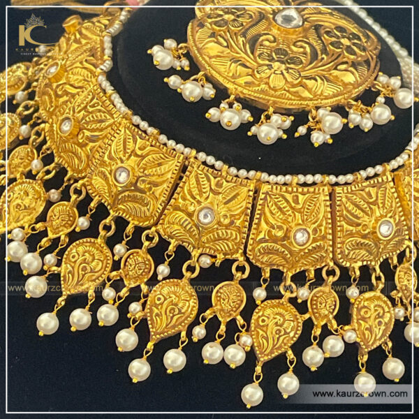 Akira Traditional Antique Gold Plated Choker Set , choker set , gold plated , akira , punjabi jewellery , necklace set , Tikka , earrings , Set , white Stone