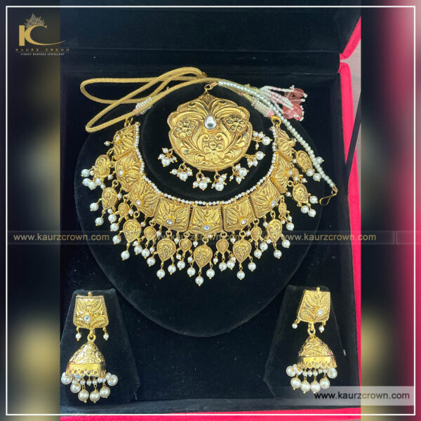 Akira Traditional Antique Gold Plated Choker Set , choker set , gold plated , akira , punjabi jewellery , necklace set , Tikka , earrings , Set , white Stone