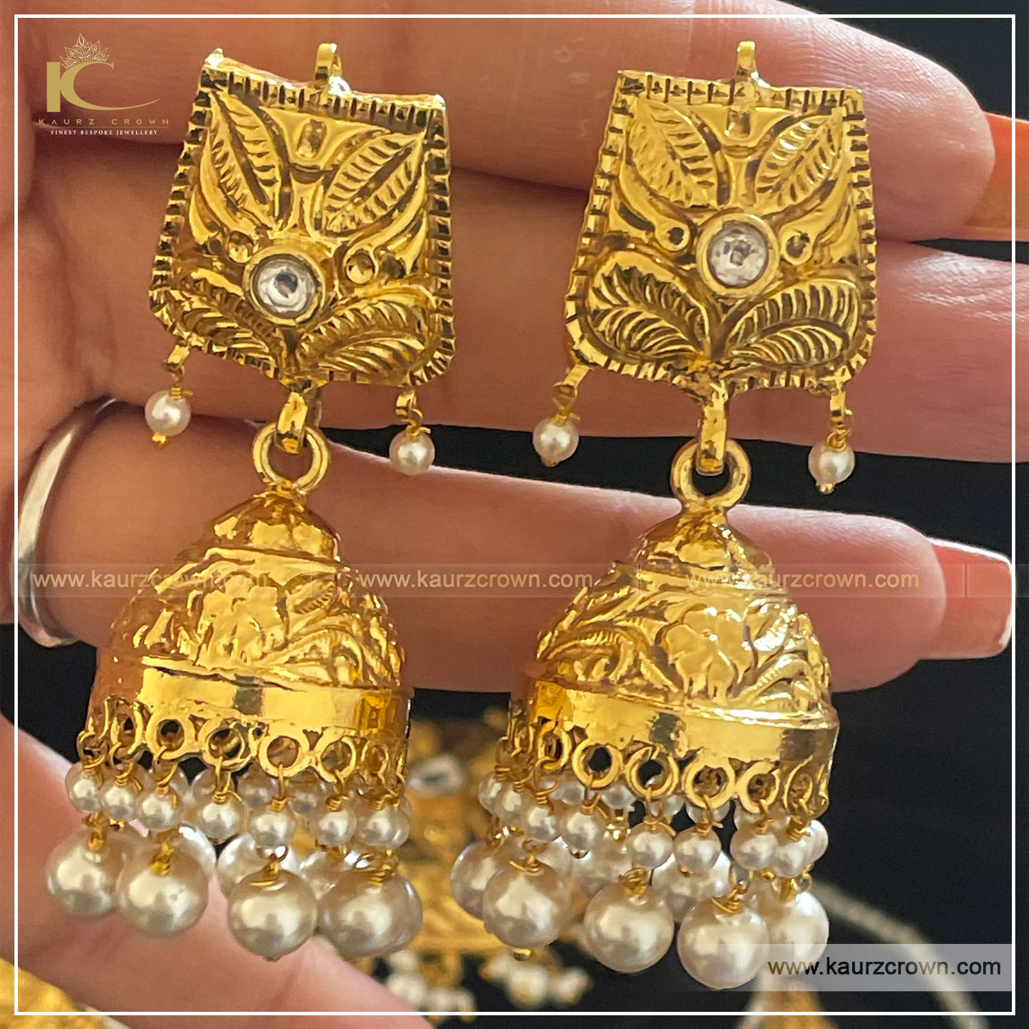 Akira Traditional Antique Gold Plated Choker Set , choker set , gold plated , akira , punjabi jewellery , necklace set , Tikka , earrings , Set , white Stone