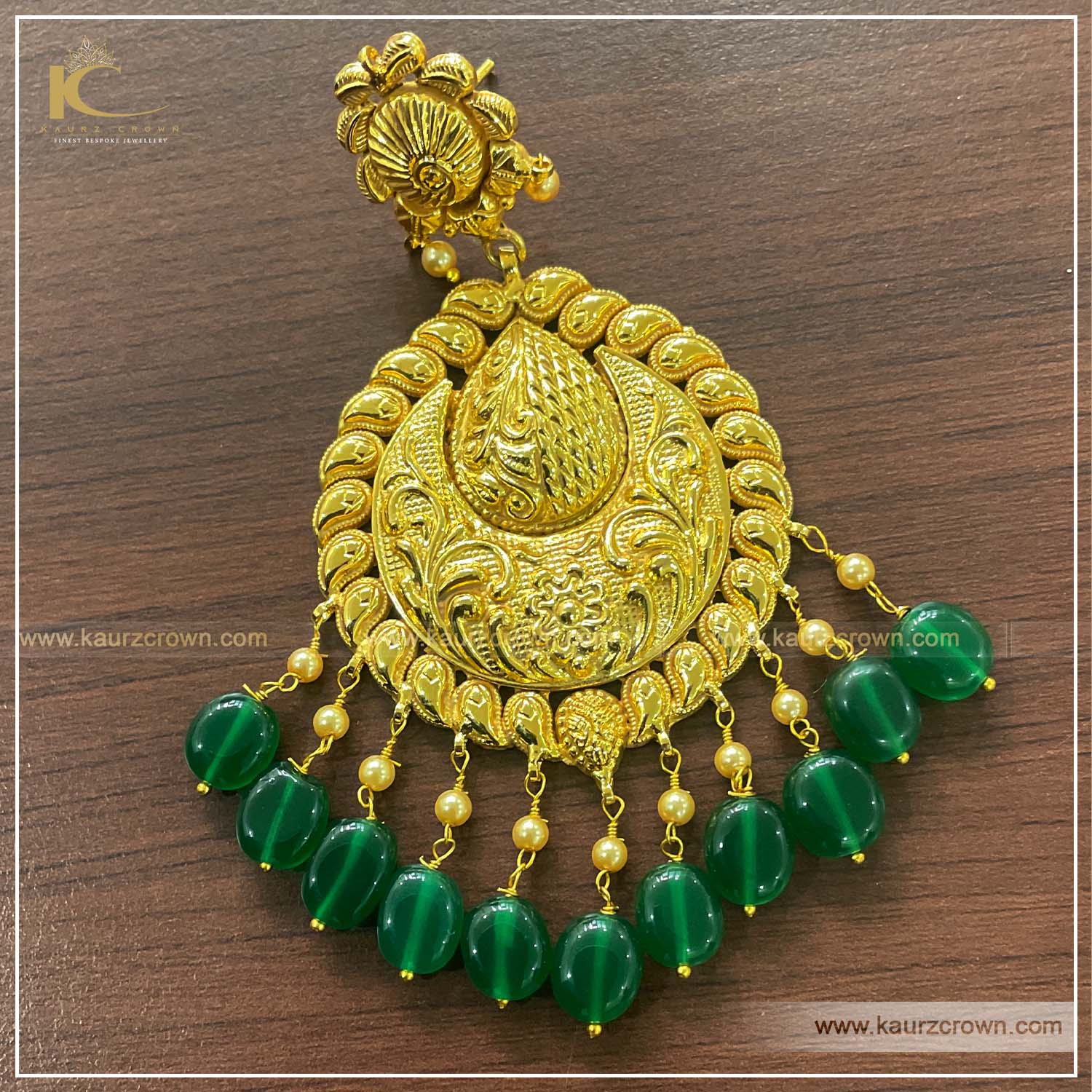 Fiza , Gold plated , necklace set , kaurz crown , punjbai jewellery store , online store , passa , tikka , earrings , green stone