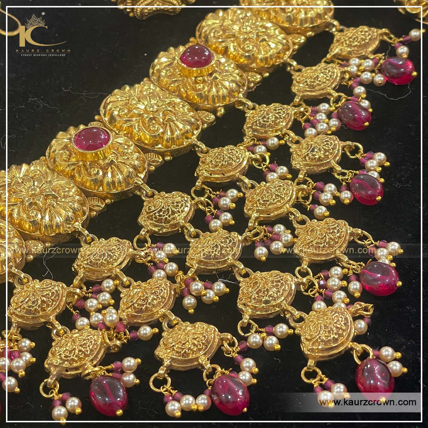 Shazia Traditional Antique Gold Plated Choker Set , kaurz crown , punjabi jewellery , online jewellery store , choker set ,