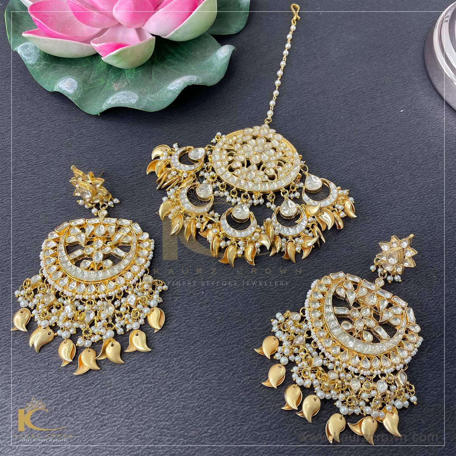 Khoobsurat Traditional Antique Gold Plated Earrings Tikka Set ,kaurz crown jewellery , khoobsurat tikka , online jewellery store , traditional tikka set, earrings tikka set