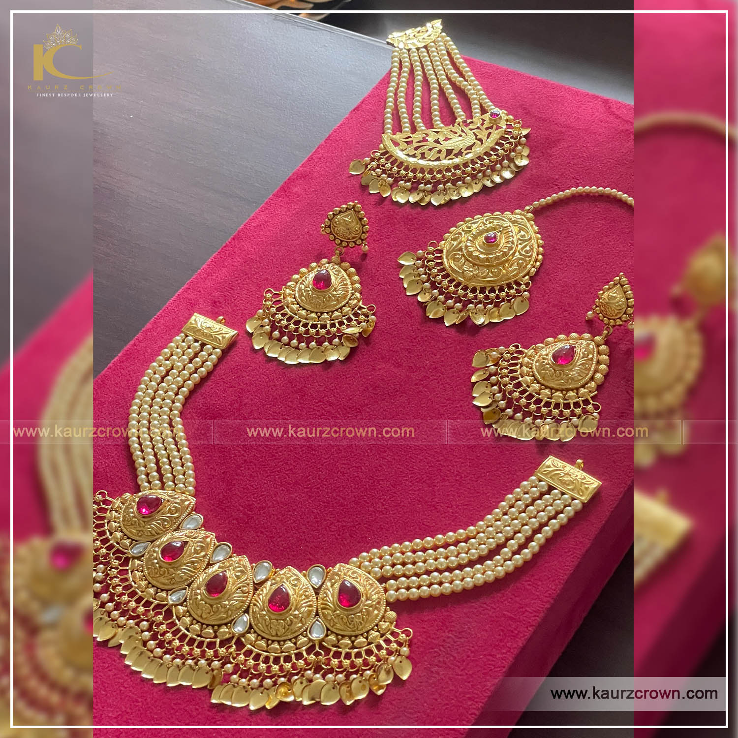 Mahnsz Traditional Antique Gold Plated Choker Set , kaurz crown jewellery , online jewellery store , mahnsz choker set , gold plated choker set , gold plated jewellery , online shop