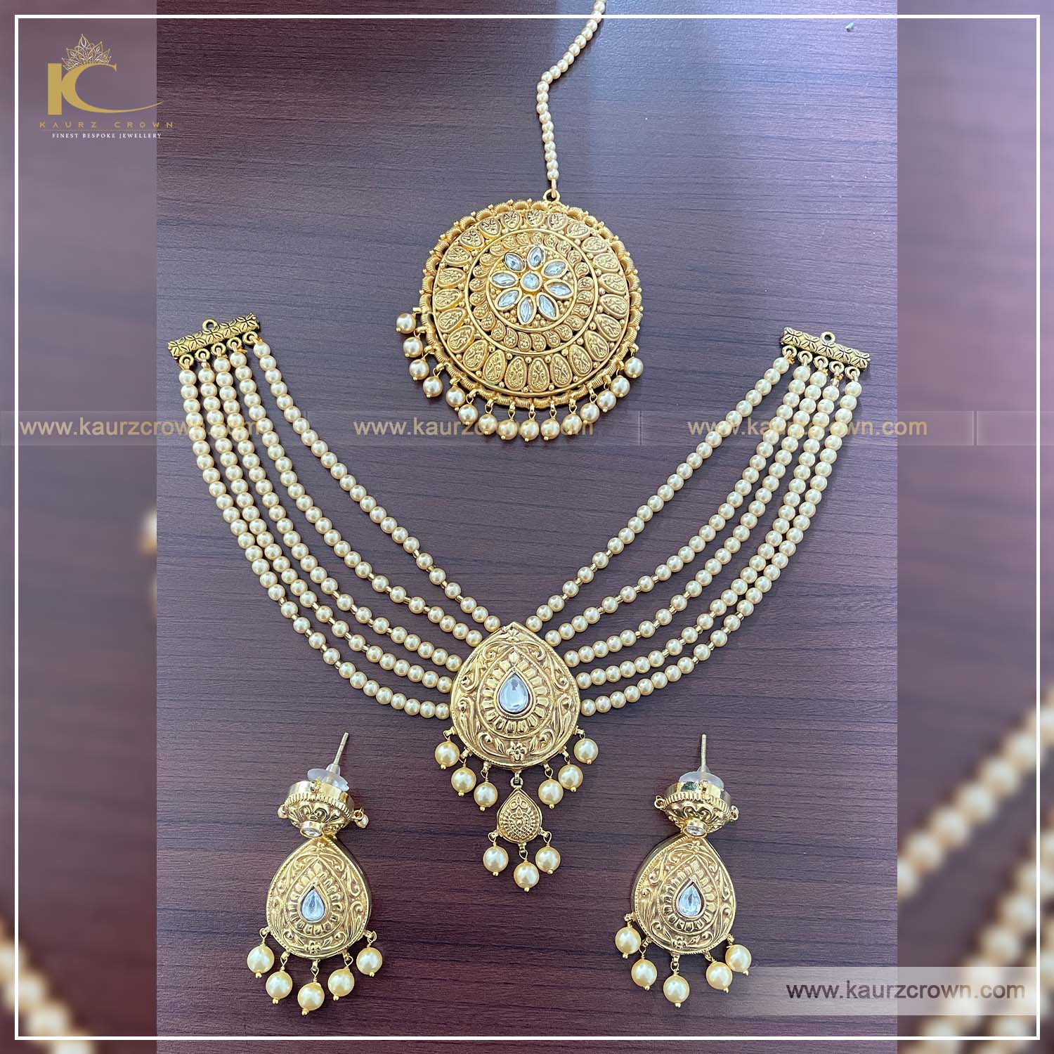 Shaziya Traditional Antique Gold Plated Necklace Set , kaurz crown jewellery , online jewellery store , shaziya necklace set , gold plated necklace set , antique jewellery store