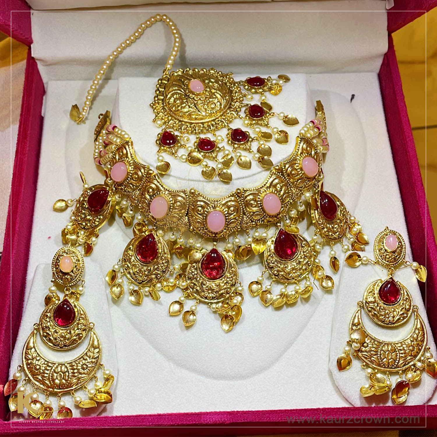 Veerzaara Traditional Antique Gold Polished Necklace Set (Ruby) , kaurz crown , jewellery store , gold plated choker set , traditional jewellery