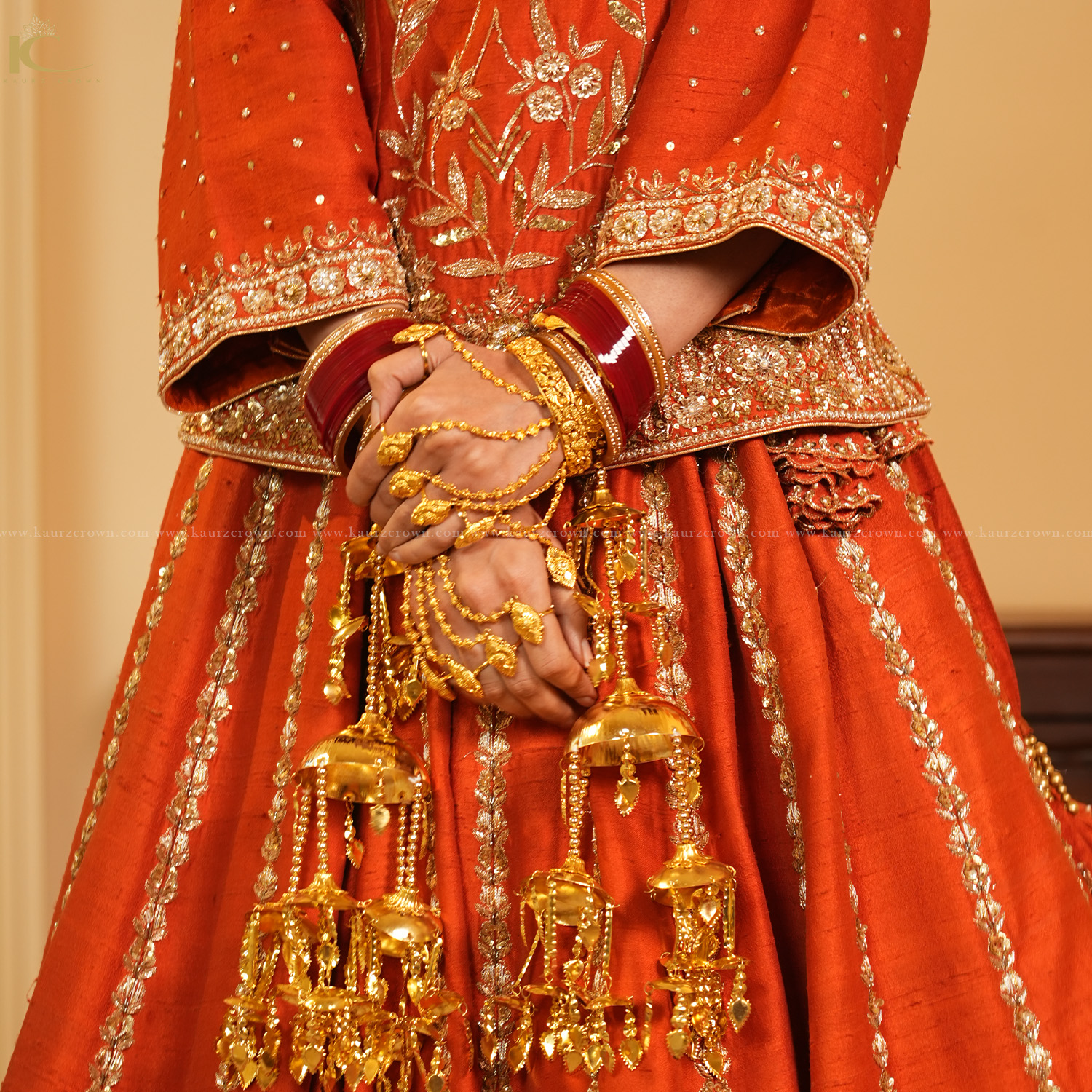 Zenam Traditional Antique Gold Plated HathPhool